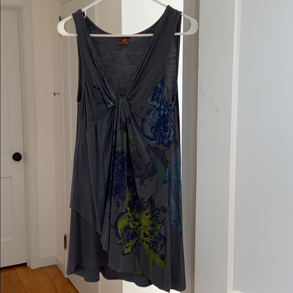Women’s blouse